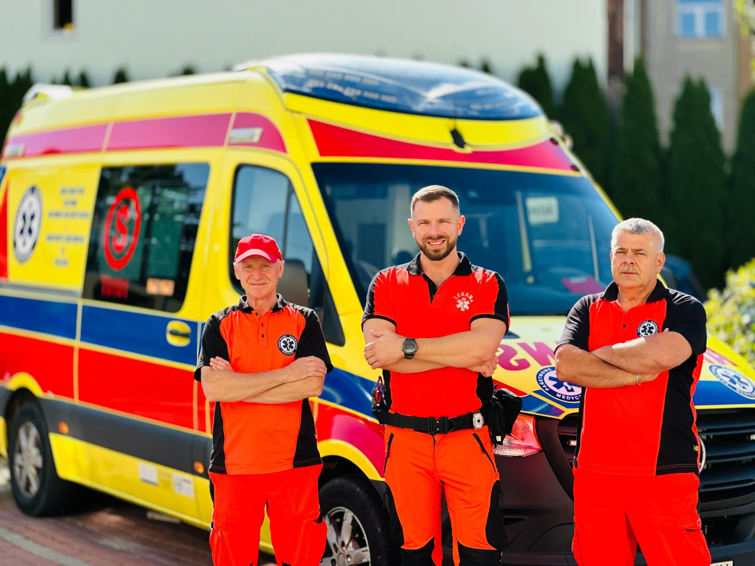 Ambulans i ratownicy medyczni